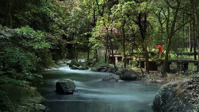 义乌旅游景点大全，义乌一日游哪里好玩的地方（义乌这几个网红打卡旅游景点）