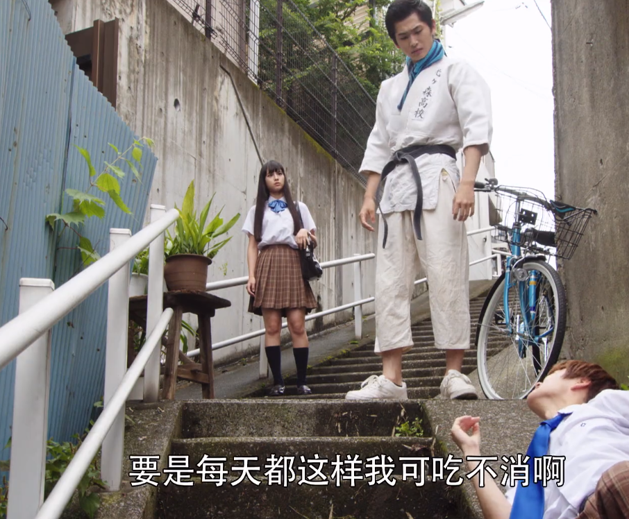 遥想当初月读刚在《假面骑士zi-o》里登场的唯美造型,让诸多骑士粉