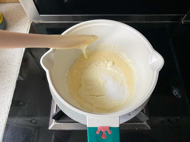 怎么用吸管做裱花嘴，自制裱花嘴的方法窍门（自己在家也能做奶枣）