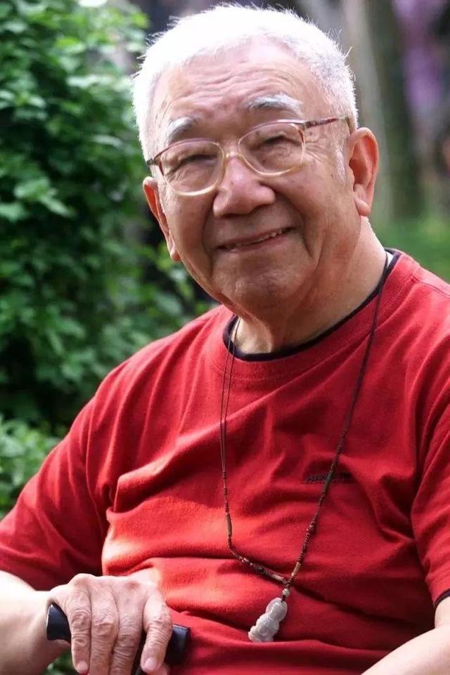 台湾作家，只花了五分钟就写出了《甜蜜蜜》（台湾作家林清玄）