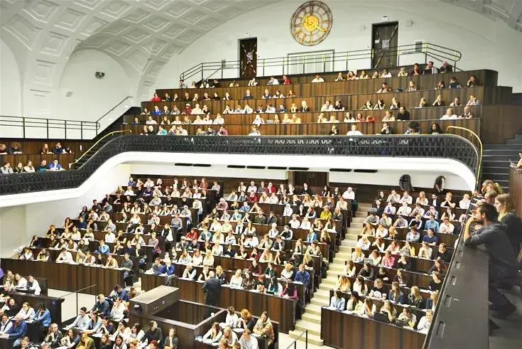 马尔堡大学(马尔堡大学在哪里)