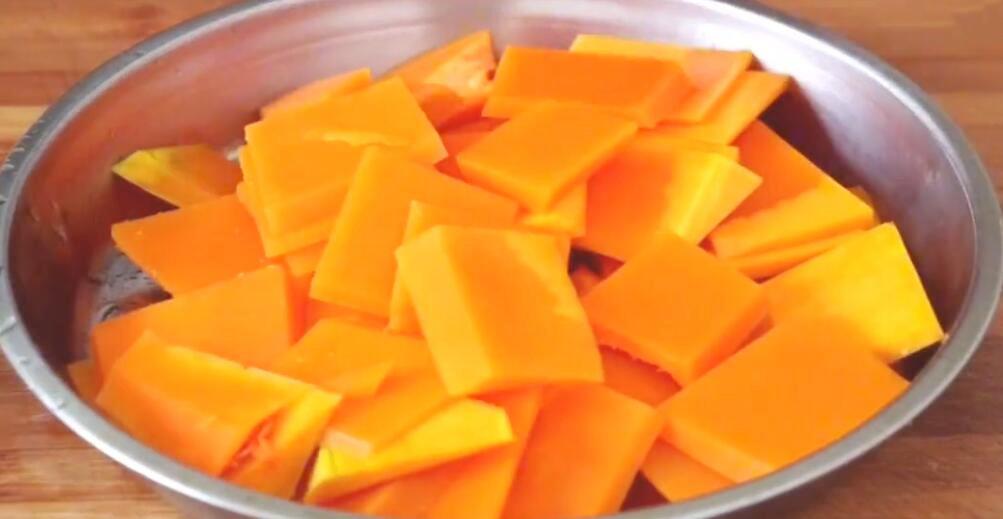 圖片[2]-【南瓜糯米塊】做法步驟圖 3元一盤 上桌就光盤-起舞食譜網(wǎng)