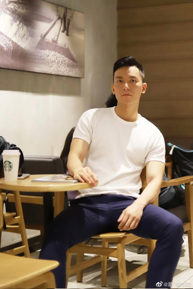 立青大可的微博,立青大可的微博的微博(请你们原地出道好吗)