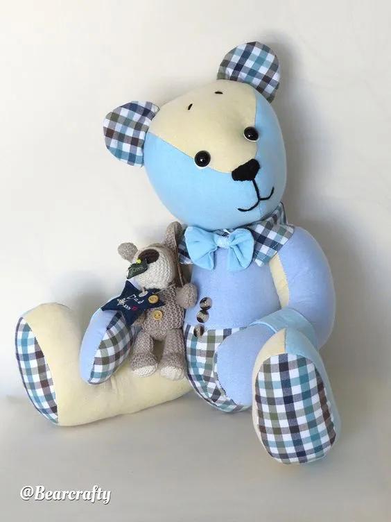 旧衣服怎样巧妙处理或利用，旧衣服怎么合理利用（妈妈把孩子的旧衣服变成了小熊玩偶）