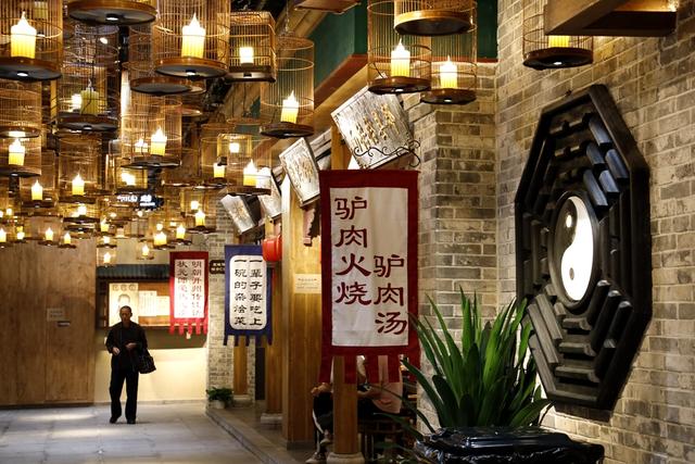 电影小镇在哪里，河南电影小镇在哪里（有人说门票100元太贵）