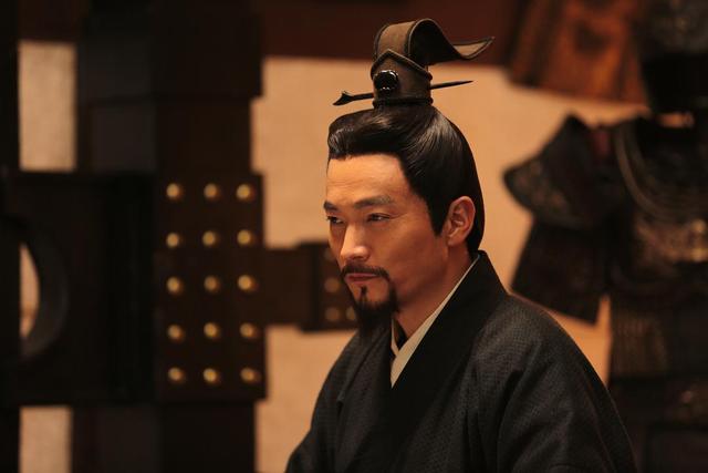 石头的密度是多少，石头的重量计算方法怎么计算（石当单位究竟读shi还是dan）