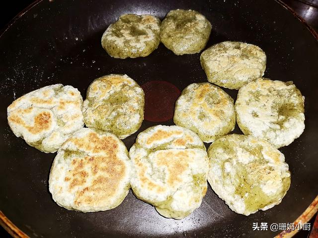 干的糯米白糍粑怎么吃，白糍粑的吃法（艾叶糍粑新吃法）