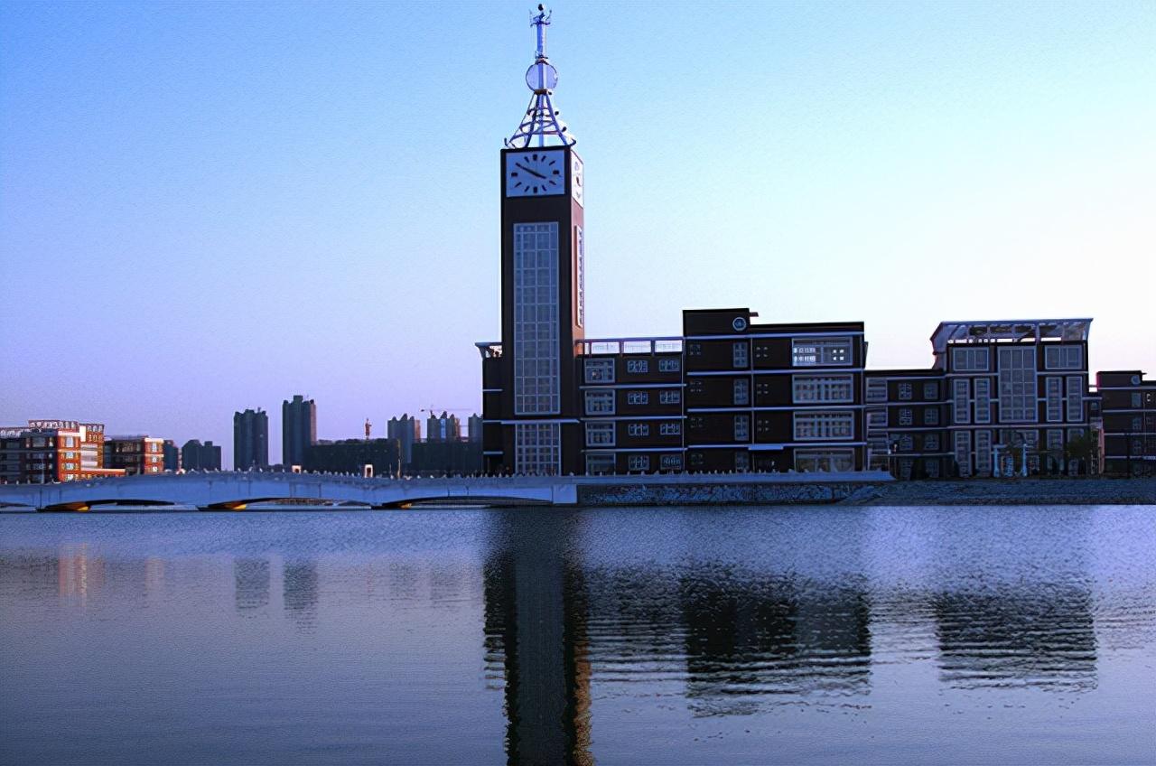 吐槽学校（学校改名）