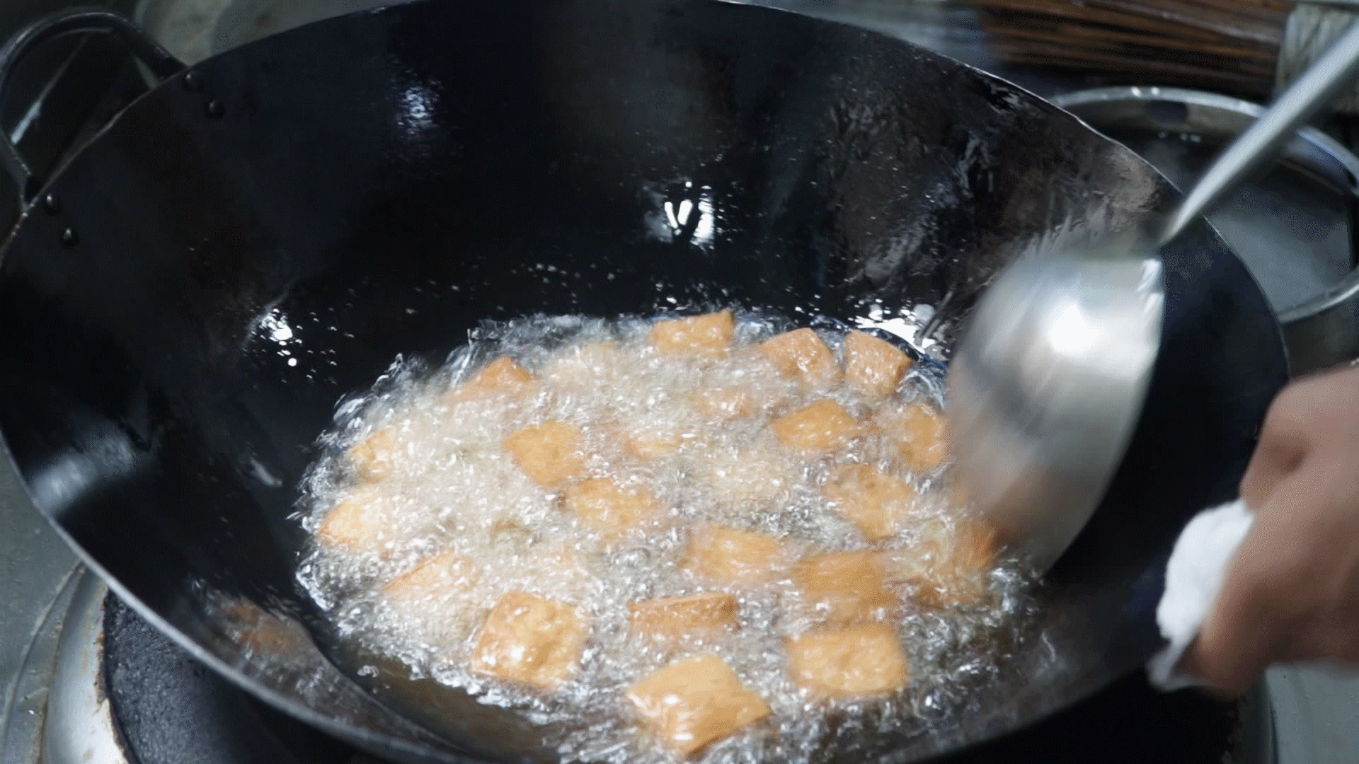 家常炒豆腐的做法，难怪在家炒豆腐不香