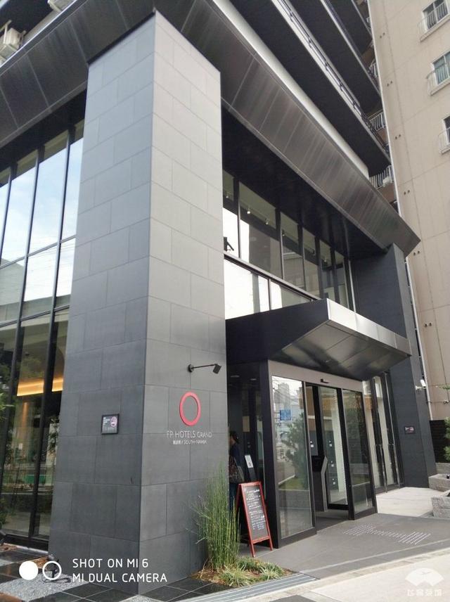 国航最高级别什么卡，国航白金卡什么级别（经济舱也能享受贵宾室、提前选座等权益）