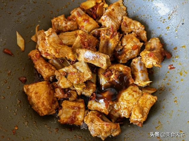 松子玉米的做法，玉米馒头怎么做才能松软好吃视频（玉米这样做也太好吃了吧）