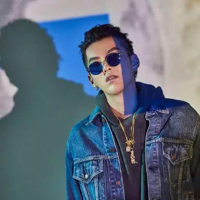 孔刘表情包！！！太帅了，微信头像，孔刘表情包！！！太帅了（我们从你的微信头像）