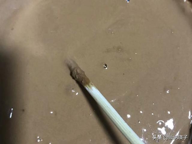 皮蛋的制作方法，皮蛋制作工艺流程（教你在家自制皮蛋）