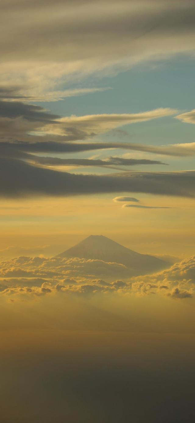 唯美夕阳照射意境图，微信头像，唯美夕阳照射意境图（唯美意境晚霞落日壁纸）