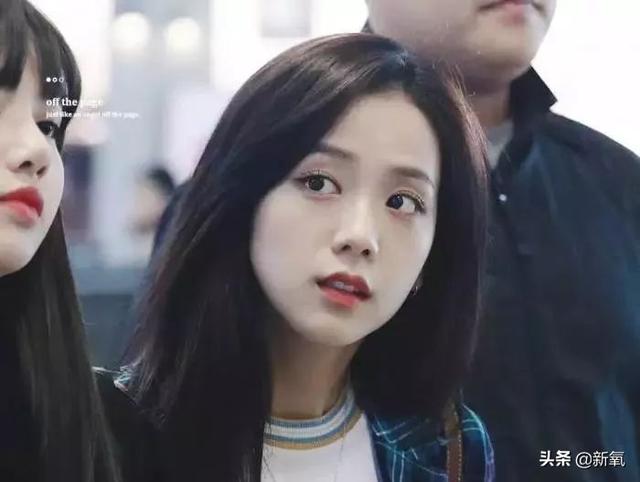 李夏怡 rose音译，卡其色李夏怡rose音译（队友和她合照就像公开处刑）