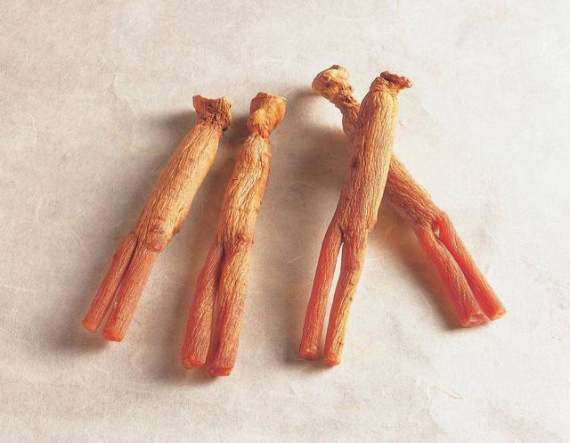 买红参怎么挑选 红参怎么保存最好，买红参怎么挑选（长辈滋补最佳红参怎么挑）