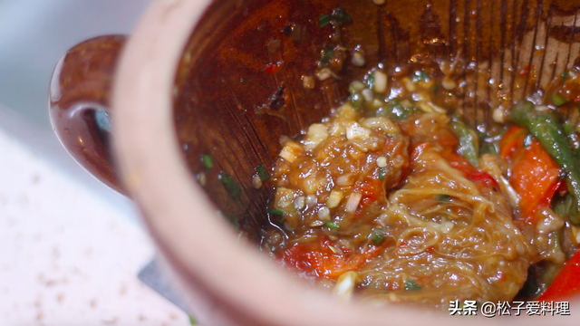 夕颜花是牵牛花吗，花语比较虐心的花（它这落苏的别名同样动人）