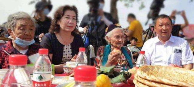 中国最长寿的人，中国最长寿的人1200岁（生于光绪12年）