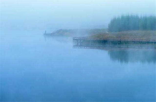 两岸青山相对出的下一句，两岸青山相对出,下一句（10句诗词话山岳）