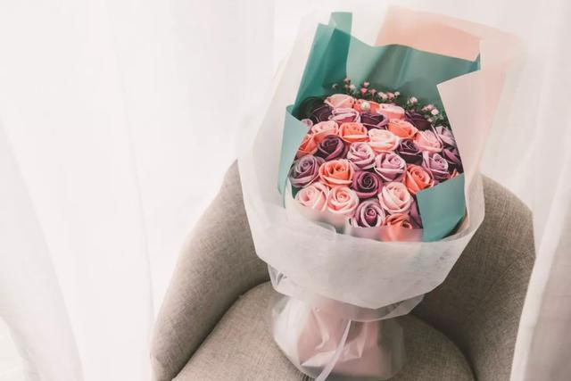 唯美句子控，励志语录唯美（50句超唯美的宝藏短句）