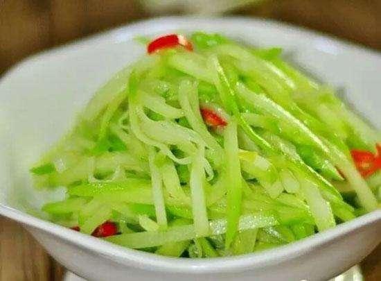 佛手瓜要削皮吗，佛手瓜需要削皮吗（吃“佛手瓜”会致癌生病）