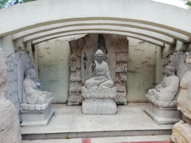 太阳地球月亮运行图，地球月球运动轨迹图（公园虽小，历史文化元素不少）