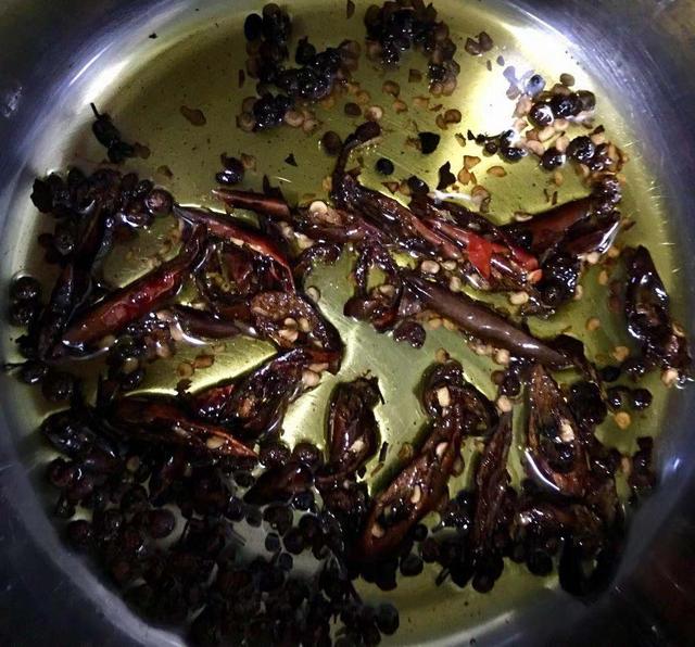 海螺怎么做最好吃这一步很重要哦，吃过的人却很少。炝拌海螺须教程