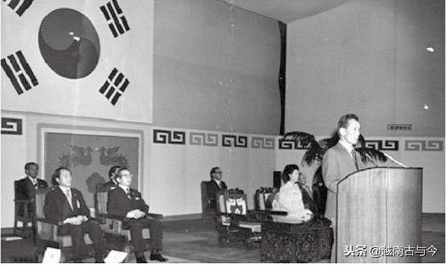 杀害韩国朴正熙凶手的下场，朴正熙凶手下场绞刑（1974年韩国第一夫人遇刺全过程）