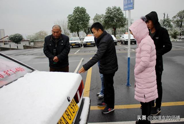 脑子笨反应慢的人学车怎么办，女孩子脑子笨数学差怎么办（但完全可以拿到驾照）