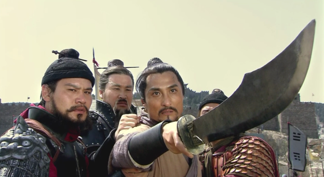 施耐庵是什么朝代的，罗贯中是哪个朝代的作家（如果《水浒传》的诗词是施耐庵所作）