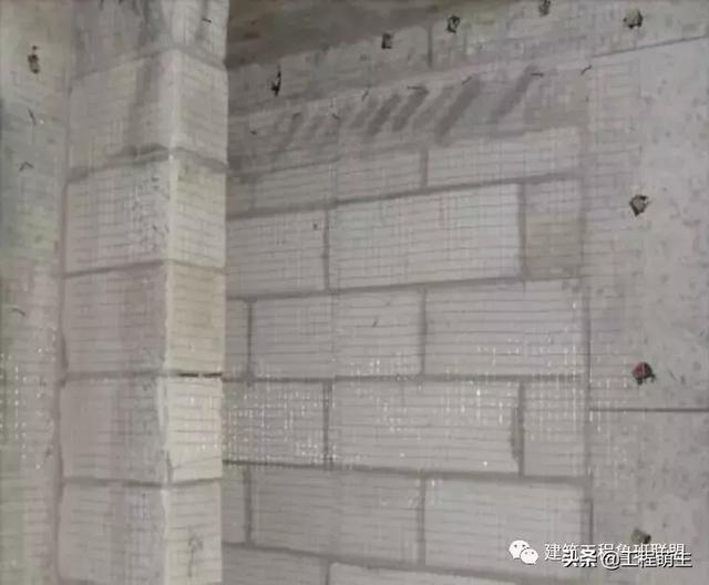 分格缝有哪些设置及做法,分格缝的设置要求及盖缝方法是什么(施工流程及工艺要点解读) 分格缝有哪些设置及做法,分格缝的设置要求及盖缝方法是什么(施工流程及工艺要点解读)