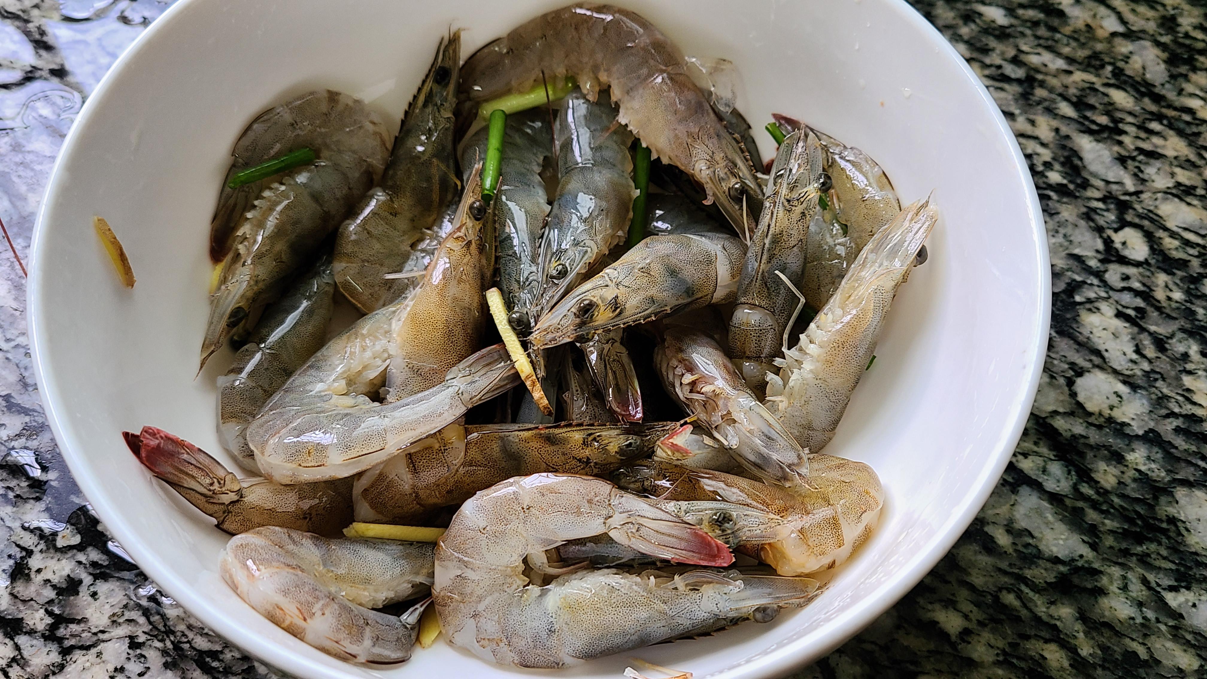 大虾怎么做好吃又简单，这种做法简单美味又好吃