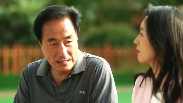 瞧这一家子大结局，瞧这一家子剧情介绍（顶着嘘声拼命、父亲去世才暴露身份）