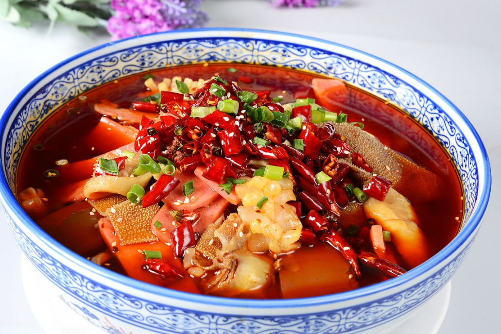 冒菜和麻辣烫的区别(天府烤卤加盟费多少)