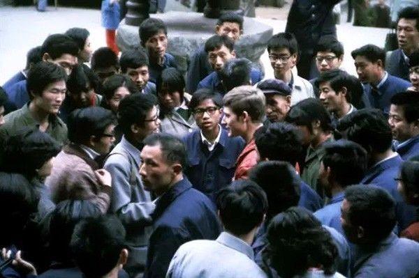 1981年属鸡人永远最旺的数字，1981年属鸡的幸运数字和颜色（时光记忆：1981年的中国）