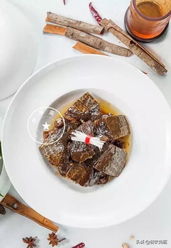 生炒甲鱼的做法，甲鱼的家常做法何大厨（做透一道食材——22款甲鱼菜）