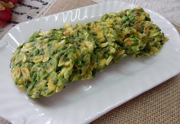 槐花怎么做好吃，洋槐花怎么做好吃（怎能再错过槐花）