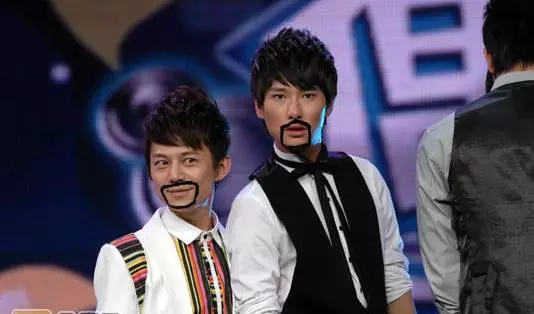 郭敬明朱梓骁发生了什么事，朱梓骁是因为什么被雪藏了（因郭敬明人气暴跌无戏拍）