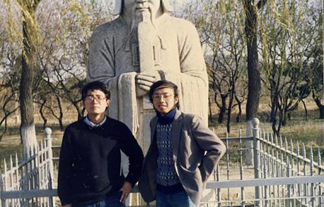 什么叫海子海子又是怎么形成的，海子的意思有哪些（海子25岁自杀后）