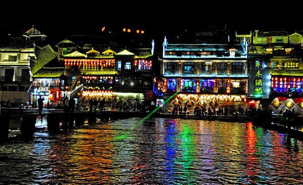 凤凰古城特产，凤凰古城特产水果像葡萄一样叫什么?_（凤凰古城最全攻略，看了不后悔）