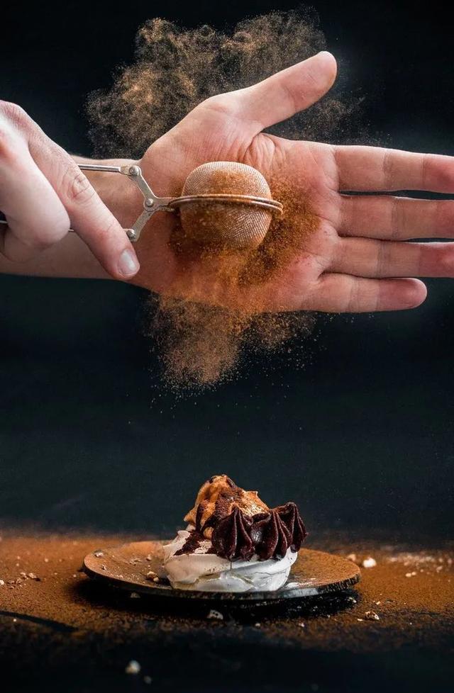 可可粉是什么，美味好搭档，烘焙里的可可粉（碱化可可粉是什么）