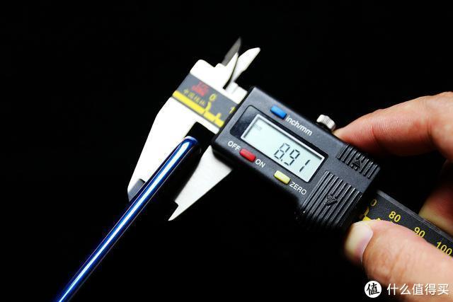 红米k20pro屏幕（请取下有色眼镜来看Redmi）