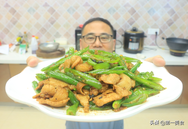 大辣椒炒肉，大辣椒炒肉丝怎么炒（最少调料做出真正好吃的地道农家菜）