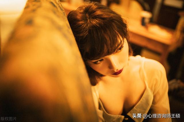 动手打了老婆怎么挽回婚姻，动手打了老婆的挽回策略（要什么方法可以挽回女朋友）