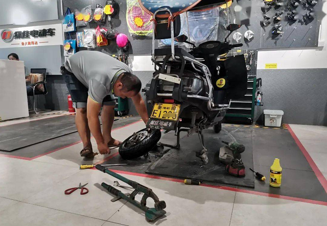 什么叫一线品牌，奥姆女装算一线品牌吗（“电动车品牌分级榜”来了）