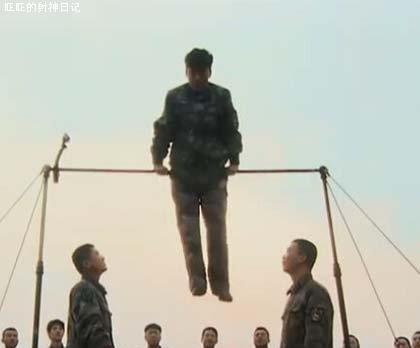 如何练好单杠二练习，单杠二练技巧训练计划（教你4步成为双立臂大佬）