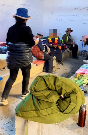 降央卓玛是男是女，降央卓玛照片（37岁降央卓玛太接地气）