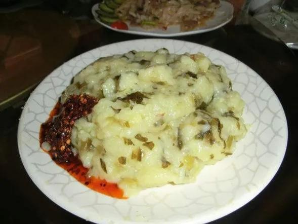 云南新平腌菜的腌制方法，云南《傣味水腌菜》的八种经典吃法