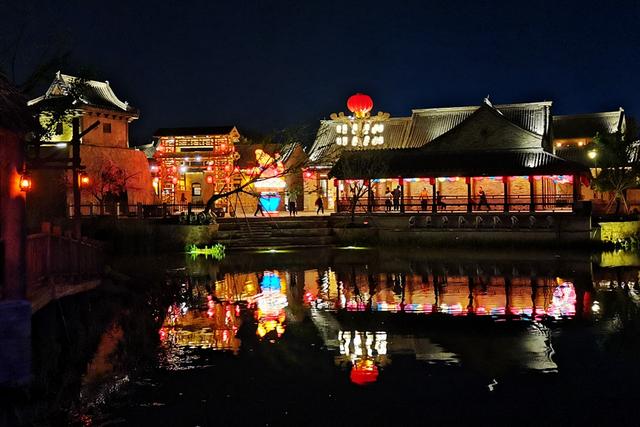 电影小镇在哪里，河南电影小镇在哪里（有人说门票100元太贵）