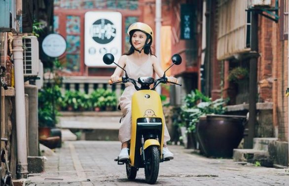 雅迪和小牛电动车哪个好，小牛和雅迪电动车哪个好（雅迪、小牛上榜前三）